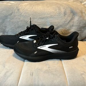 Brooks Shoes Running Sneaker